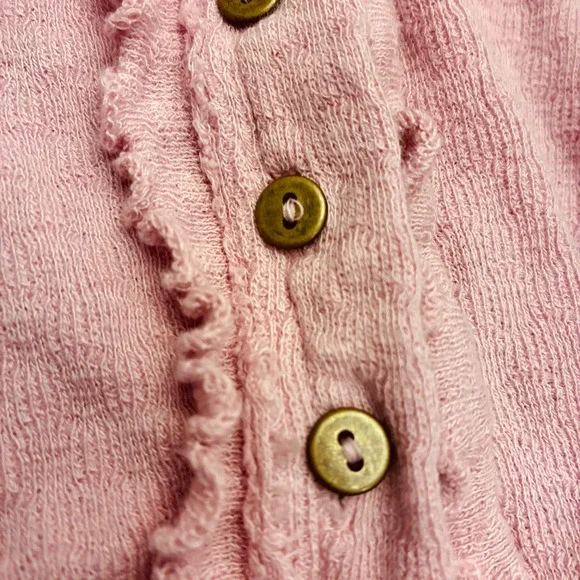 We The Free Women Cardigan Pink Cotton Blend Long Sleeve Button Ruffle Top Large - Picture 9 of 11